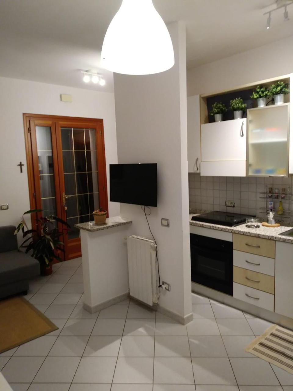 Angy House Apartment Iolanda di Savoia Exterior photo